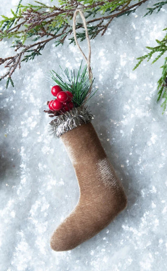 RA-202 Gold Velvet Stocking Ornament