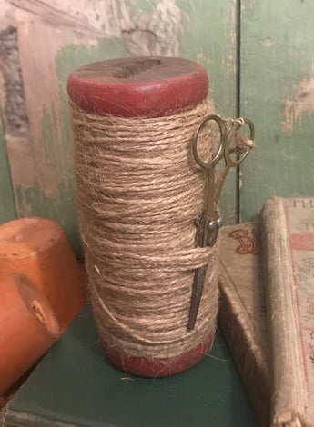 KA-S01 Antique Spool with Twine & Scissors
