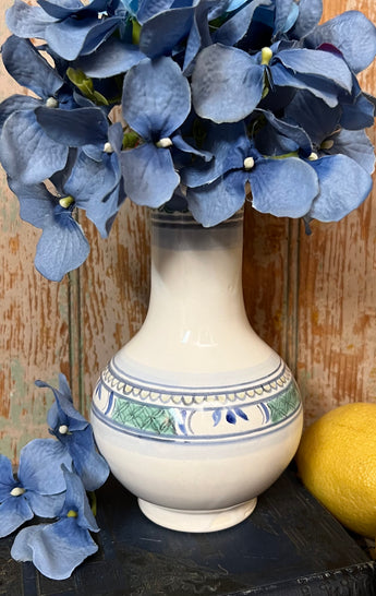 SE-110 Pottery Vase with Delft Design