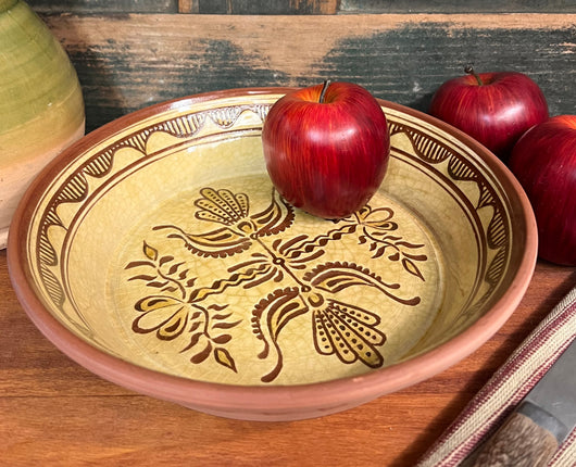 SE-170 Redware Pie Dish with Floral Design