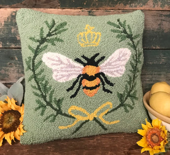 PH-038 Queen Bee Wool Hooked Pillow