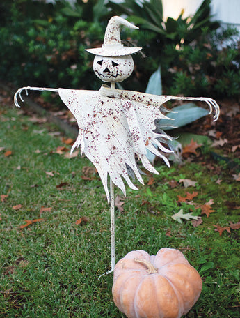 KA-03 White Metal Yard Scarecrow